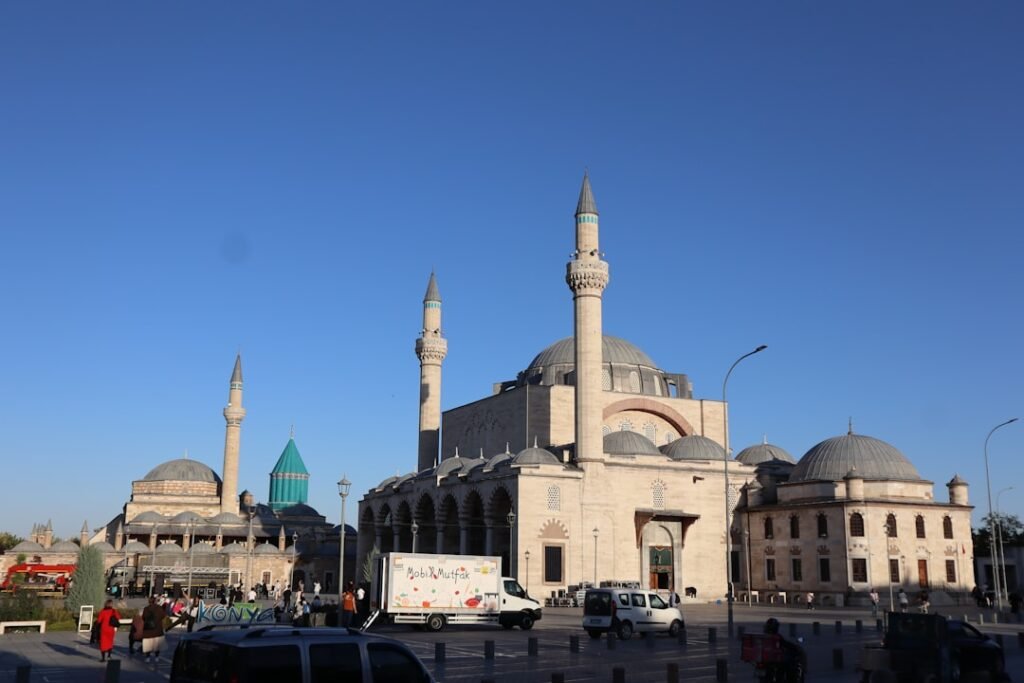 whirling dervishes of konya